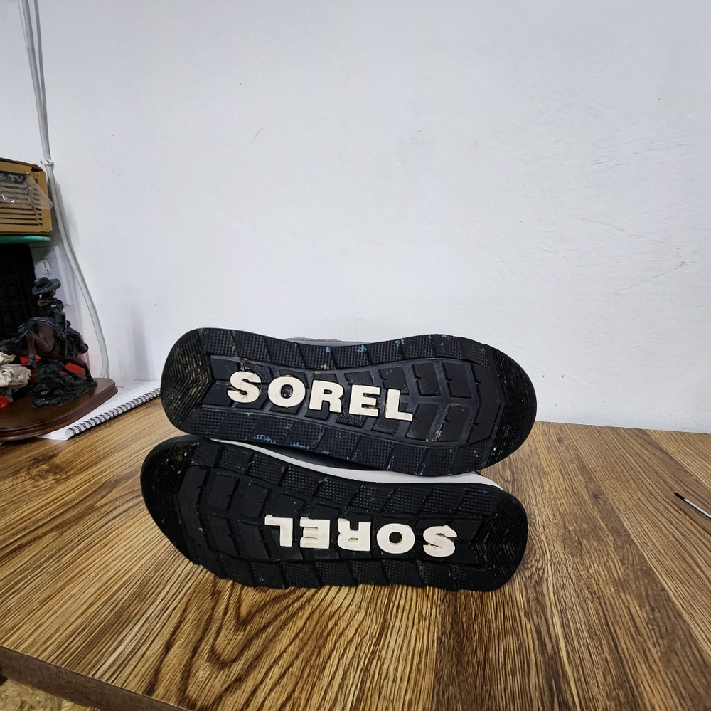 Sorel Whitney II Tall Lace Waterproof Like New Gray Boots Women's Size 10 - Picture 12 of 15